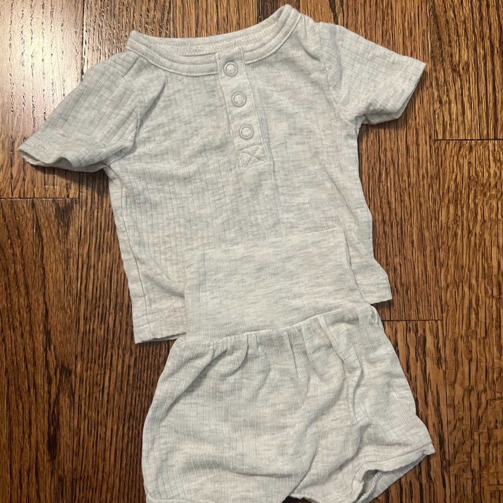 Gray Ribbed Baby Outfit